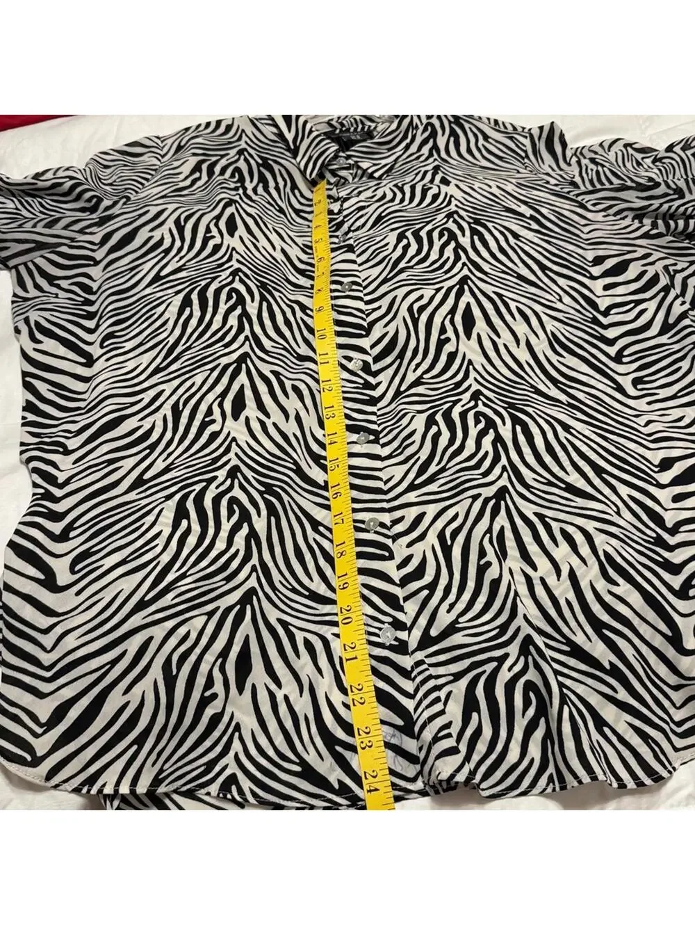 Jones New York Black White Zebra Print Button Down Shirt Women's 1X Lightweight - Picture 6 of 7